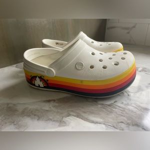 Crocs clogs Disney retro rainbow women’s 7